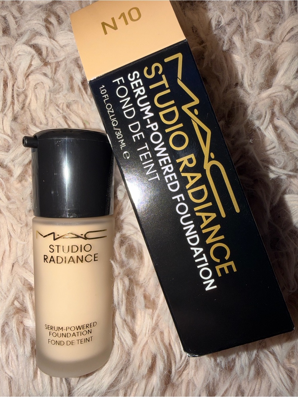 MAC Cosmetics Studio Radiance Serum-Powered Foundation - N10 Light Beige